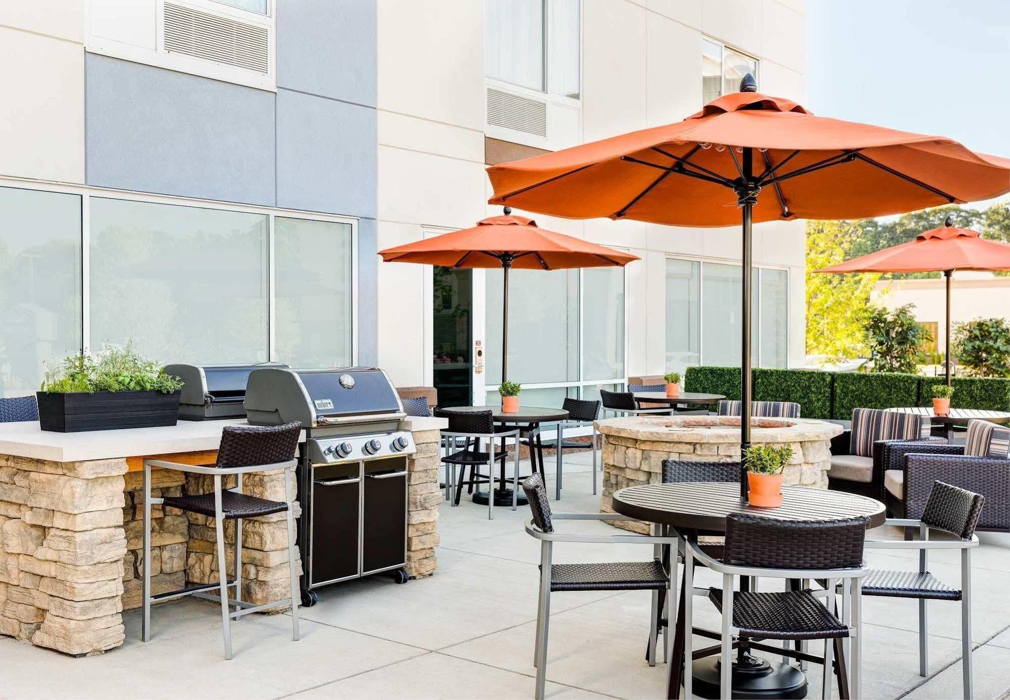 Towneplace Suites By Marriott Charleston Mt. Pleasant Exteriör bild